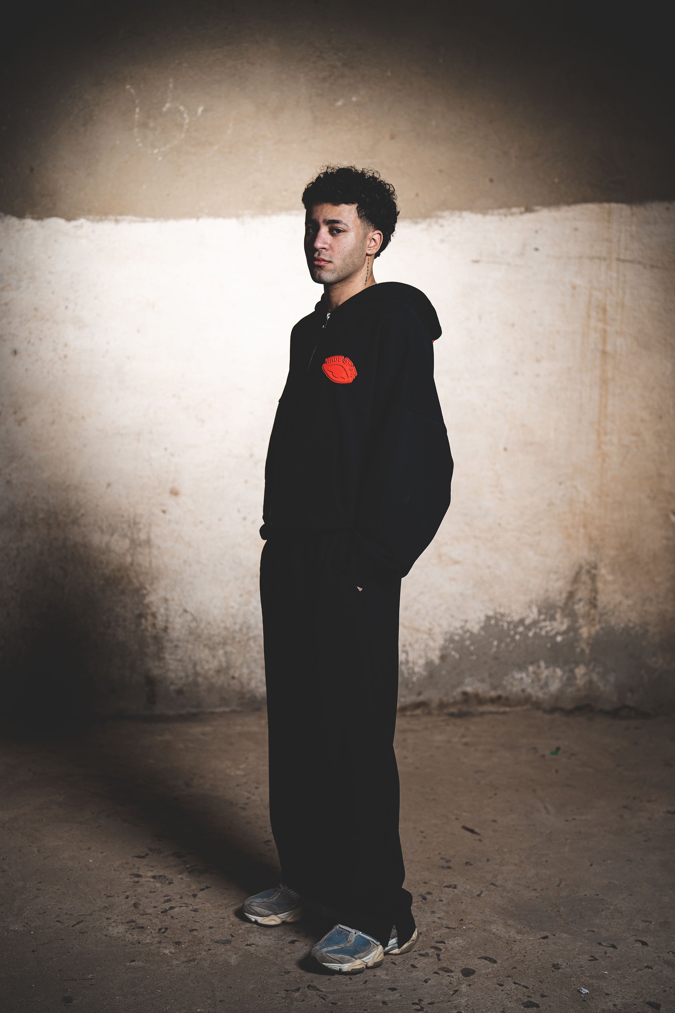 BLACK MBPV 25V SWEATPANT