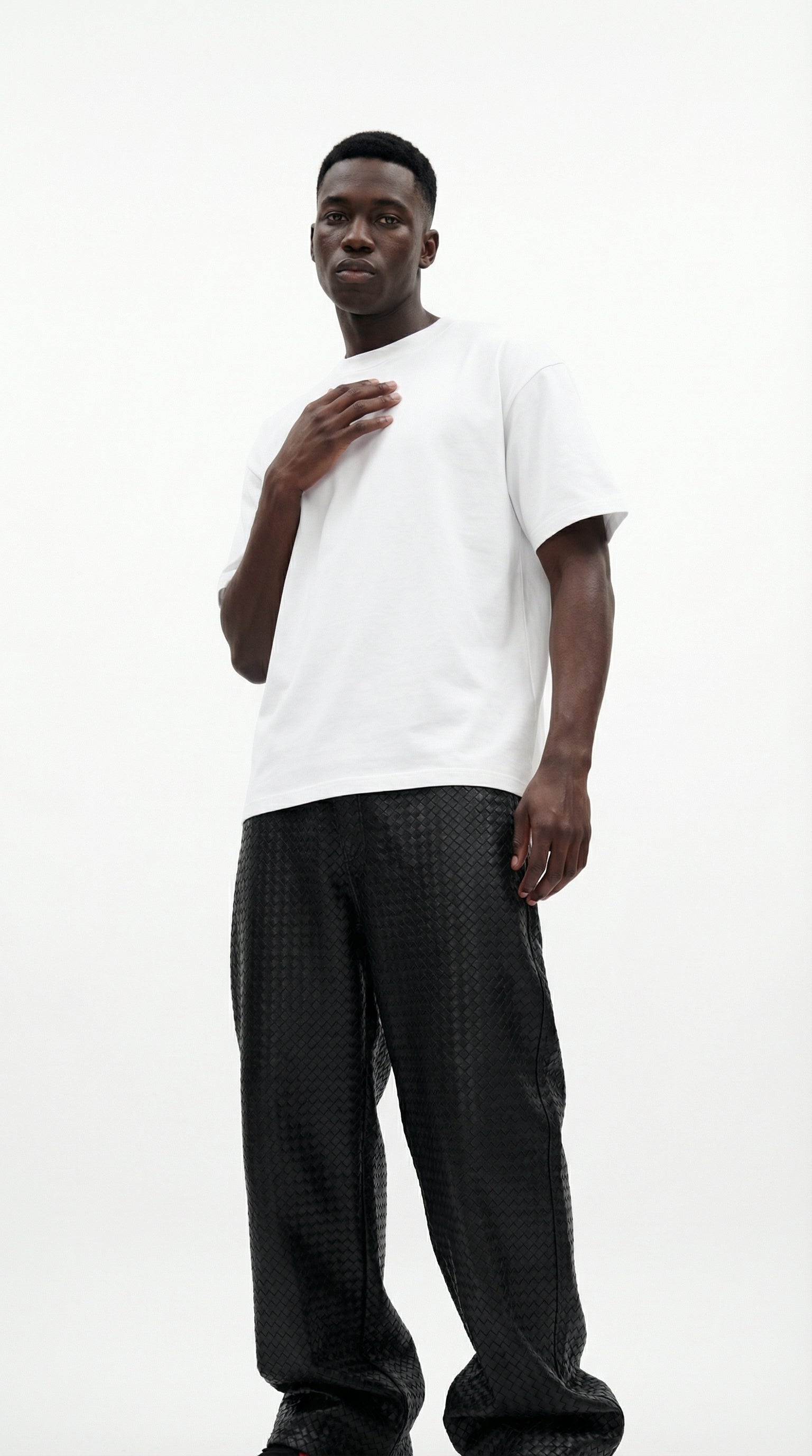 WHITE BASIC OVERSIZED T-SHIRT