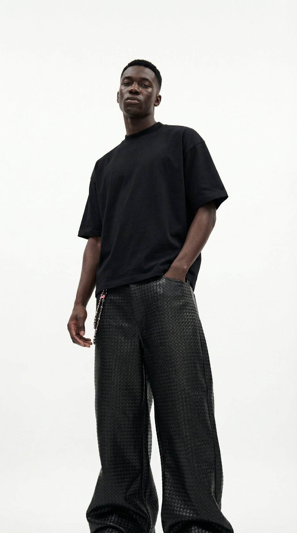 BLACK BASIC OVERSIZED T-SHIRT